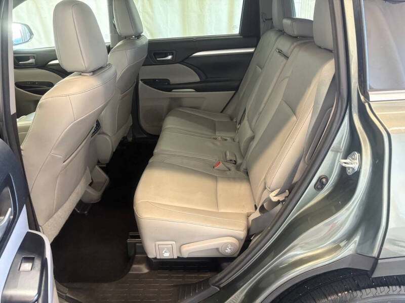 2017 Toyota Highlander XLE