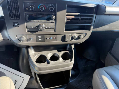 2022 GMC Savana 2500