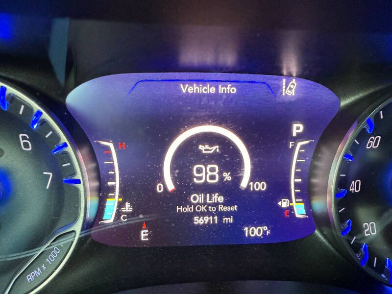 2017 Chrysler Pacifica Touring-L Plus