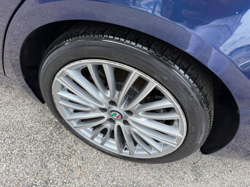 2017 Alfa Romeo Giulia Ti