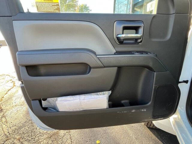 2023 Chevrolet Silverado 6500HD