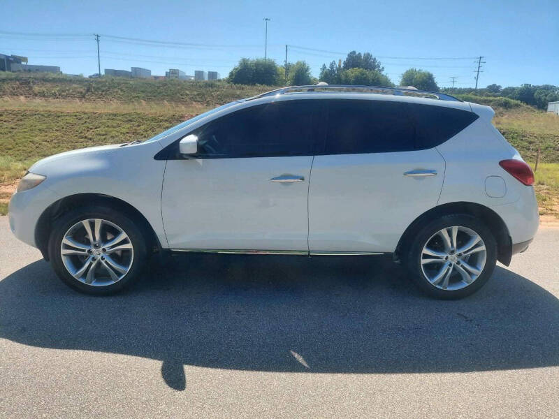 2009 Nissan Murano LE