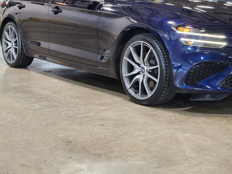 2023 Genesis G70