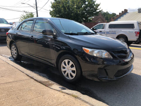 2013 Toyota Corolla for sale at Deleon Mich Auto Sales in Yonkers NY