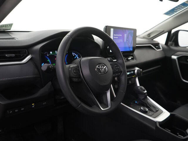 2023 Toyota RAV4 Hybrid XLE Premium