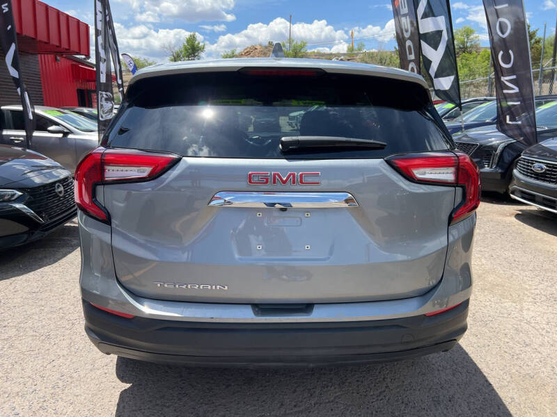 2024 GMC Terrain SLE