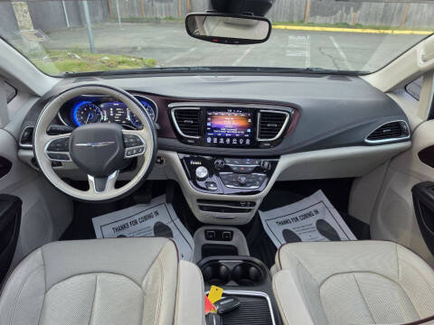 2017 Chrysler Pacifica Limited