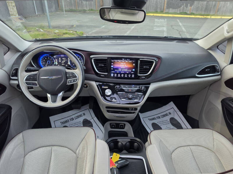 2017 Chrysler Pacifica Limited