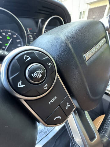 2017 Land Rover Discovery HSE Luxury