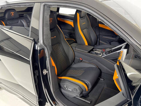 2024 Lamborghini Urus S