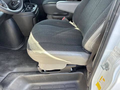 2024 GMC Savana 2500