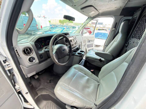 2014 Ford E-Series