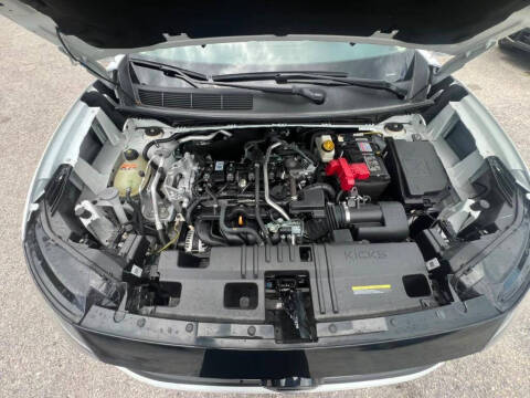 2025 Nissan Kicks S