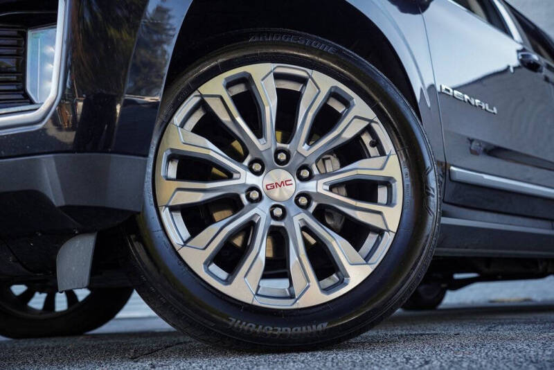 2023 GMC Yukon XL Denali