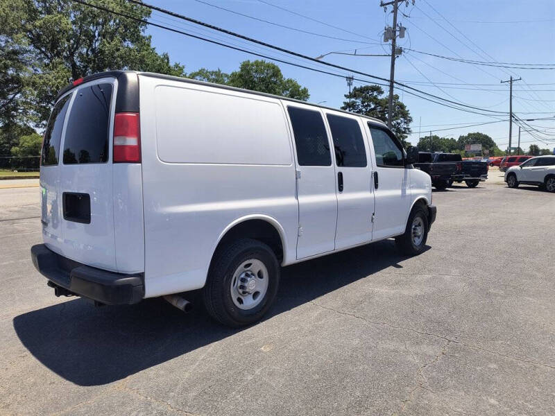 2017 Chevrolet Express 2500