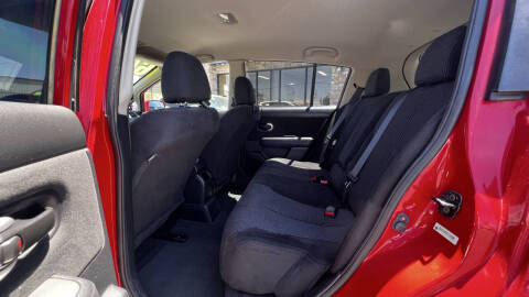 2012 Nissan Versa 1.8 SL