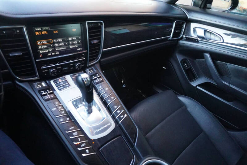 2014 Porsche Panamera Turbo Executive