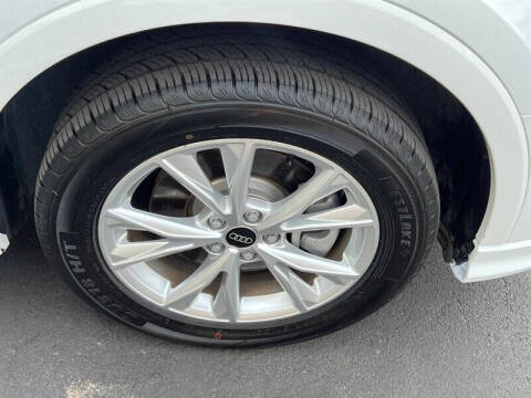 2023 Audi Q3 quattro S line Premium 45 TFSI