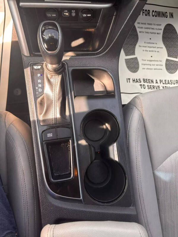 2017 Hyundai Sonata Hybrid SE