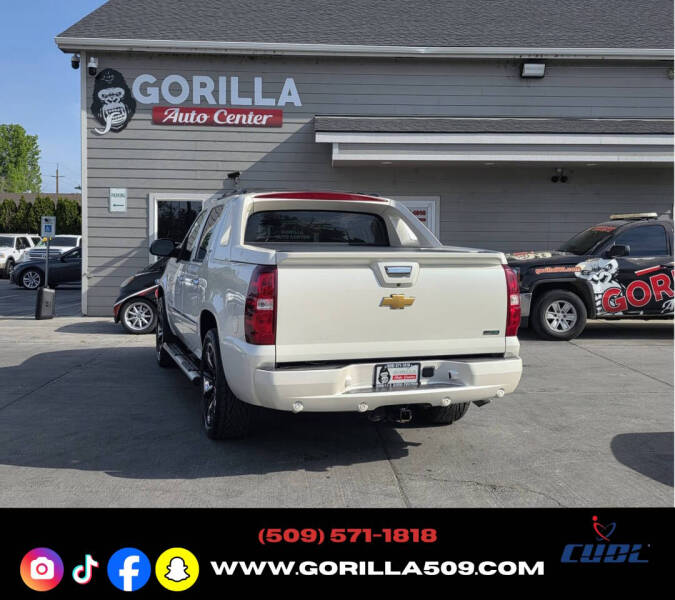 2012 Chevrolet Avalanche LTZ