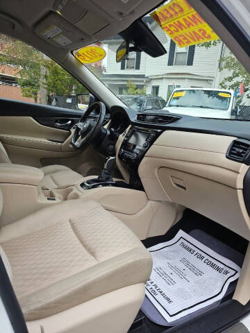 2019 Nissan Rogue SV