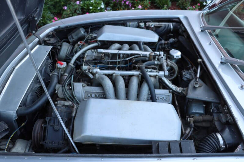 1971 Aston Martin DBS