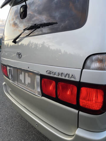 1997 Toyota Granvia