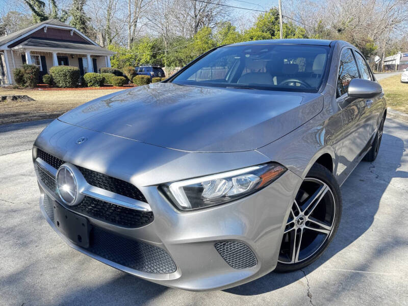 2019 Mercedes-Benz A-Class A220's photo