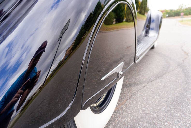 1936 Chrysler Imperial