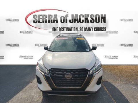 2023 Nissan Kicks SR