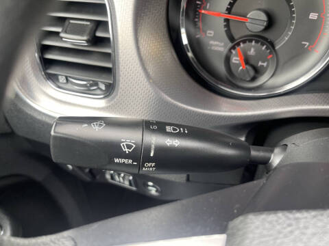 2011 Dodge Charger SE