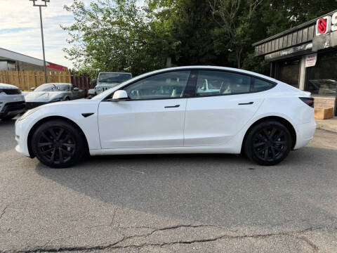 2022 Tesla Model 3 Long Range