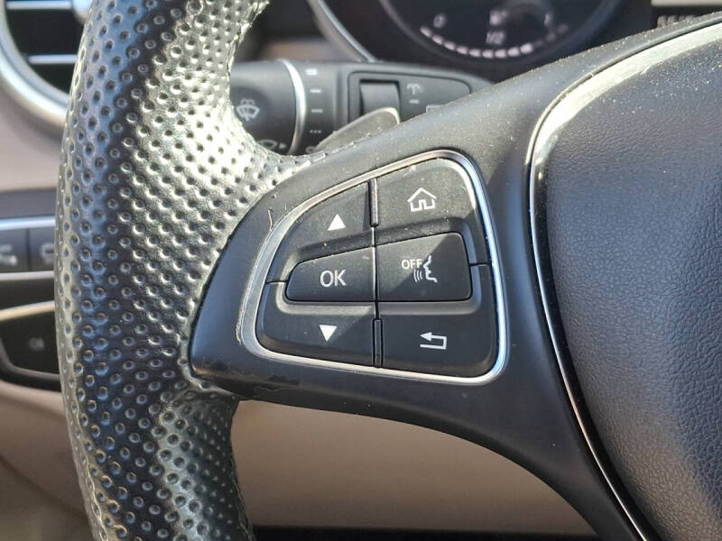 2018 Mercedes-Benz GLC GLC 300 4MATIC