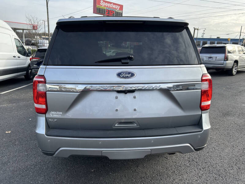 2020 Ford Expedition XLT