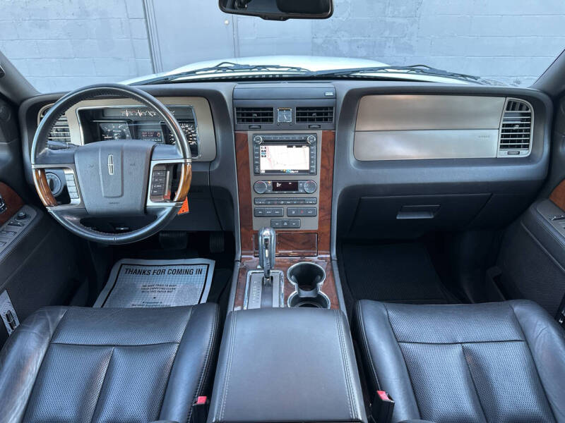 2014 Lincoln Navigator