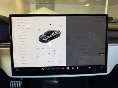 2022 Tesla Model S Plaid