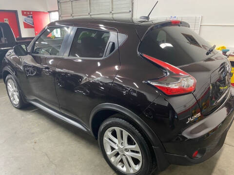 2015 Nissan JUKE for sale at BRUSTAD MOTORSPORTS LLC in Salem OR