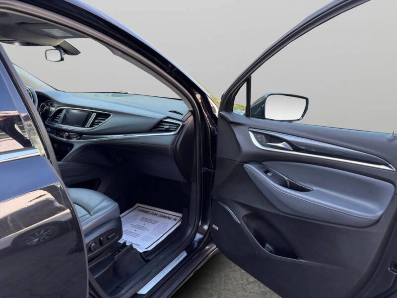 2021 Buick Enclave Essence