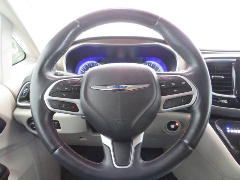 2018 Chrysler Pacifica Touring L Plus