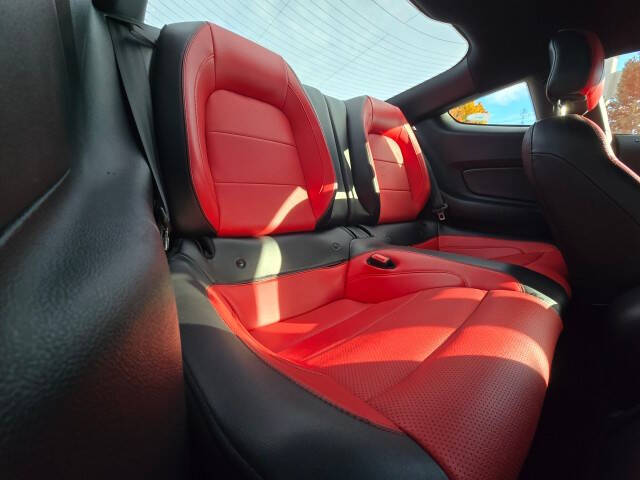 2019 Ford Mustang EcoBoost