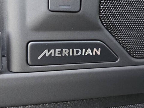 2025 Land Rover Defender 110 P400 S