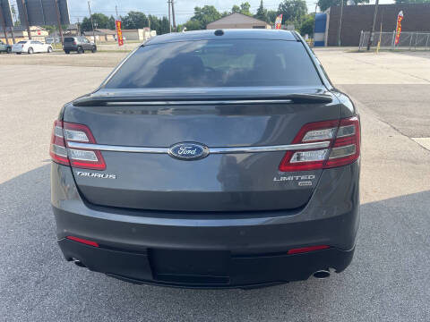 2019 Ford Taurus Limited
