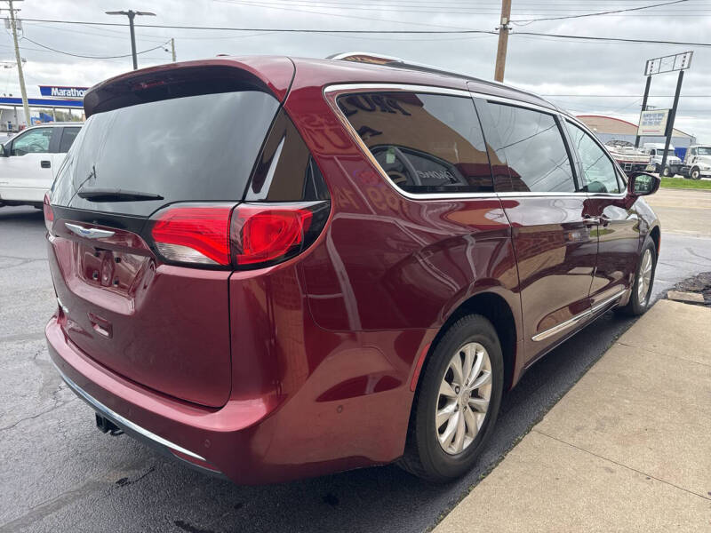 2018 Chrysler Pacifica Touring L Plus