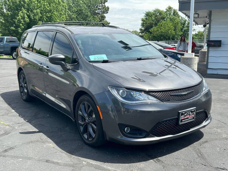 2019 Chrysler Pacifica Touring L Plus