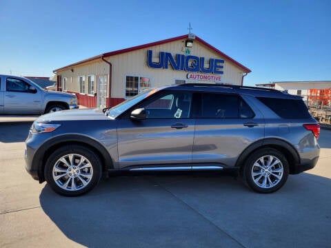 2021 Ford Explorer for sale at UNIQUE AUTOMOTIVE "BE UNIQUE" in Garden City KS