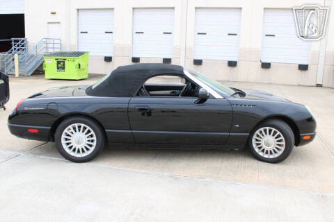 2004 Ford Thunderbird Deluxe