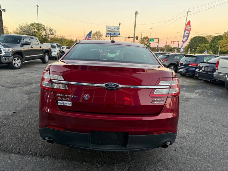 2015 Ford Taurus SEL