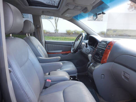 2006 Toyota Sienna XLE 7 Passenger