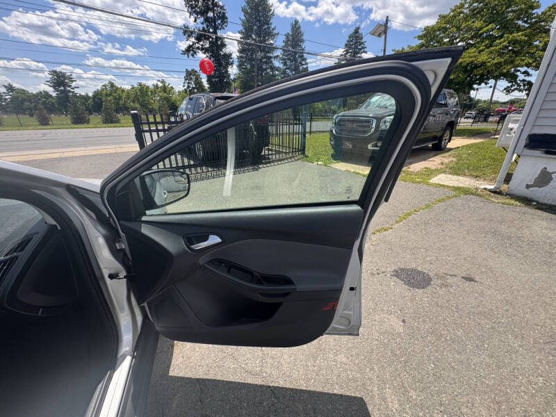 2012 Ford Focus SE