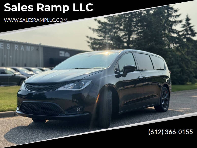 2020 Chrysler Pacifica Touring